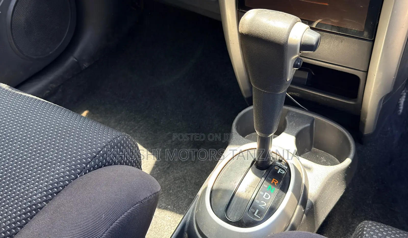 Toyota IST 2002 Silver