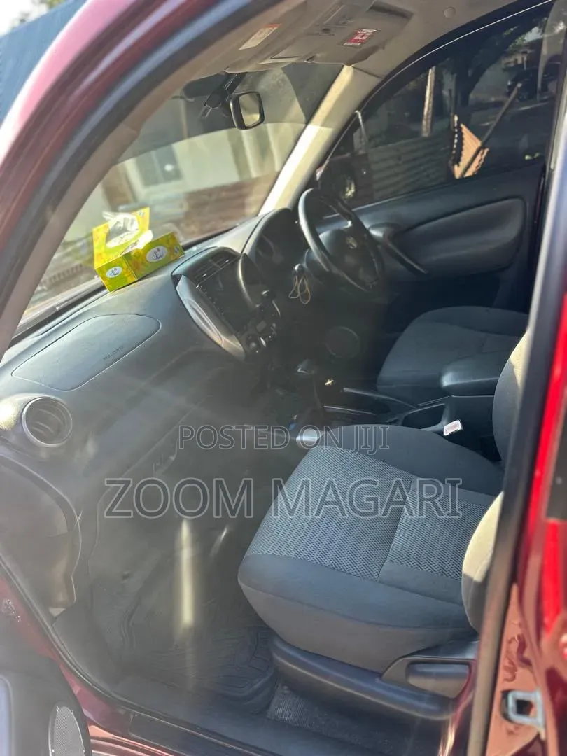 Toyota RAV4 2006 Maroon