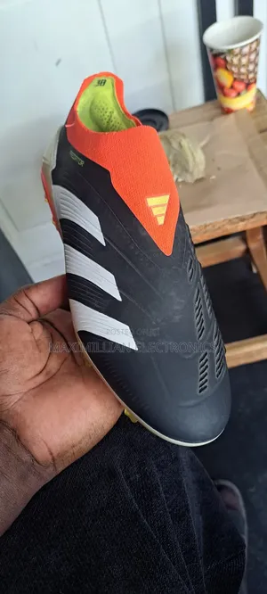 Adidas Predator