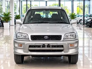 Toyota RAV4 Base 4x4 1999 Black