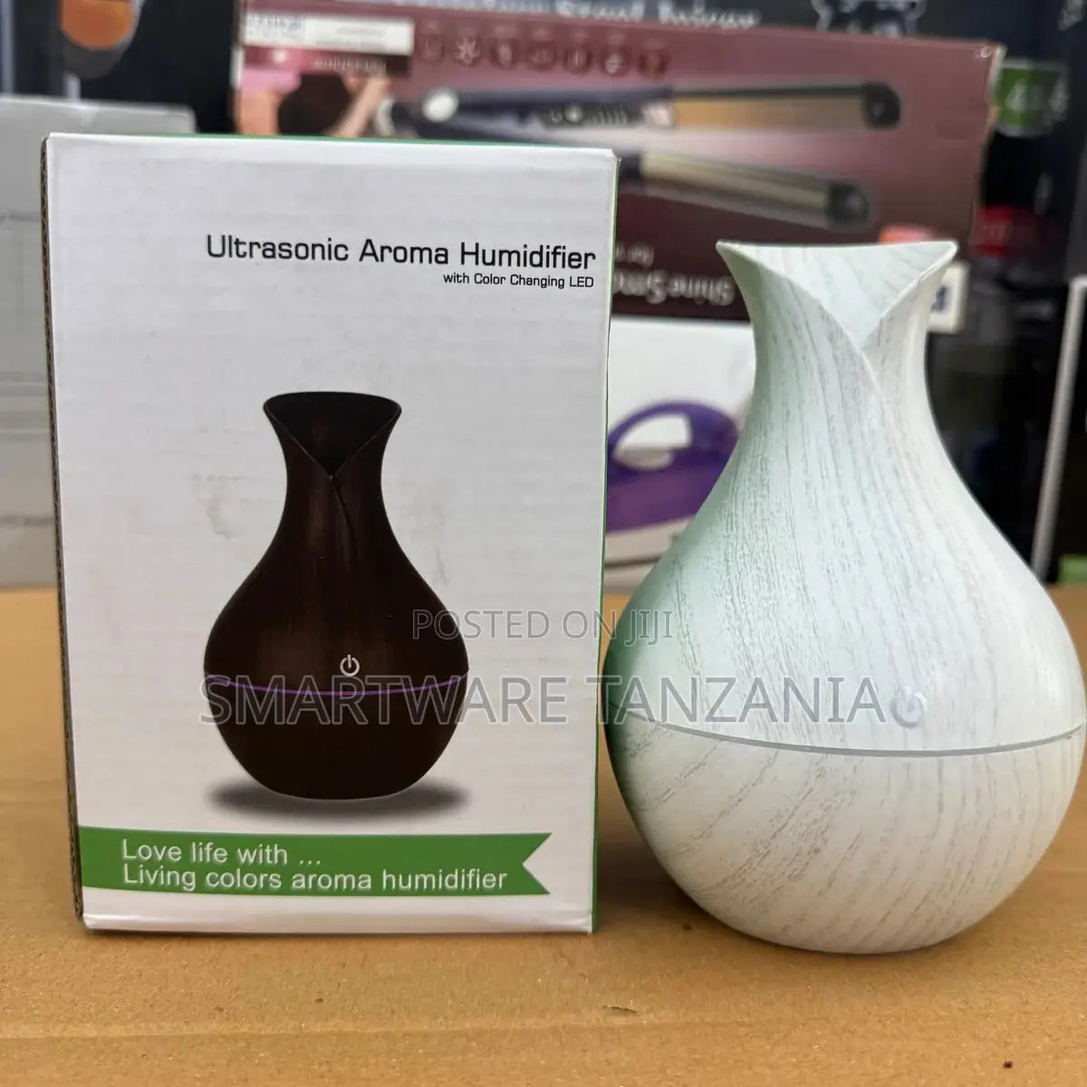 Ultrasonic Aroma Humidifier With Color Changing LED, 300ml Capacity