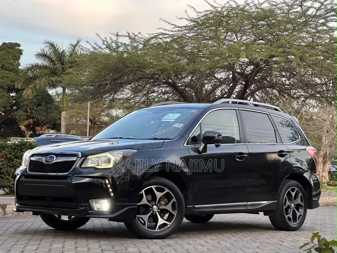 Subaru Forester 2.0XT Premium 4dr SUV AWD (2.0L 4cyl Turbo CVT) 2014