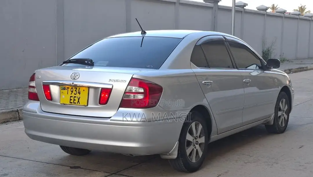 Toyota Premio 2004 Silver