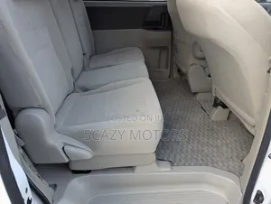 Toyota Noah 2007 White