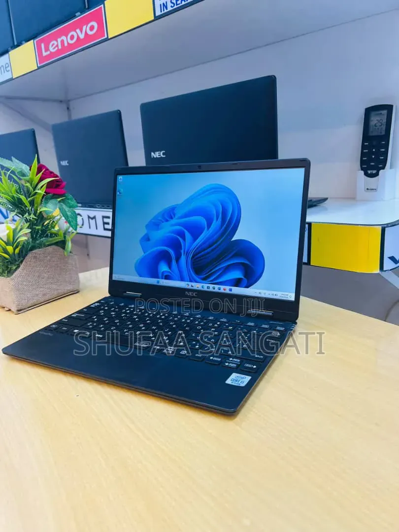 Laptop NEC 8GB Intel Core i5 SSD 128GB