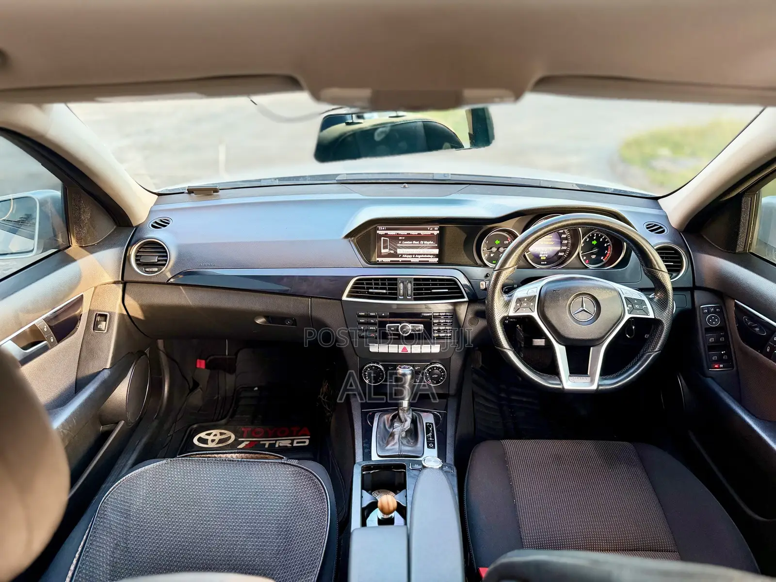 Mercedes-Benz C-Class 2013 Silver