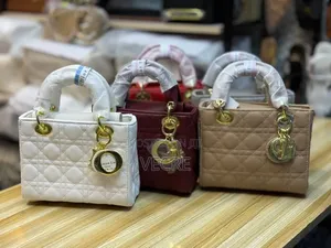 The Quality Material Handbags  With Luxury Look  