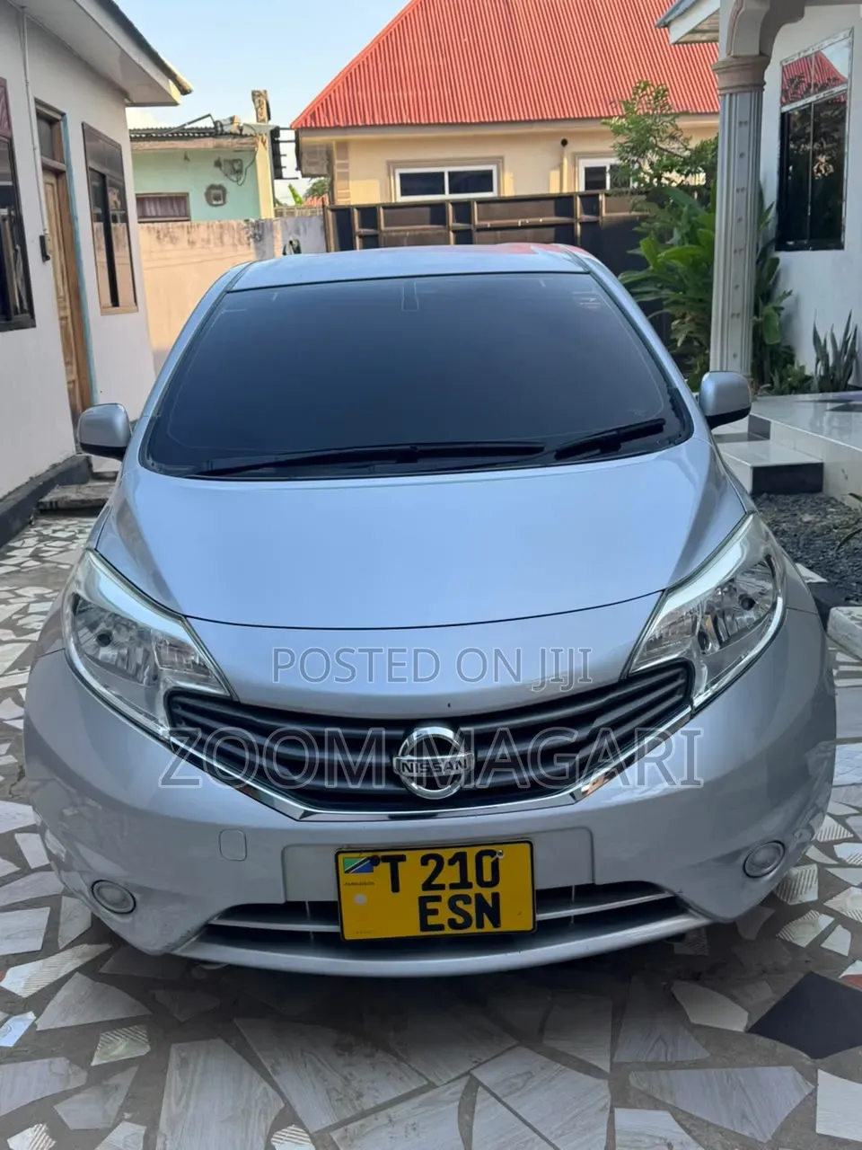 Nissan Note 2013 Silver