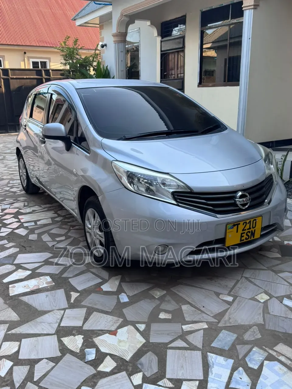 Nissan Note 2013 Silver