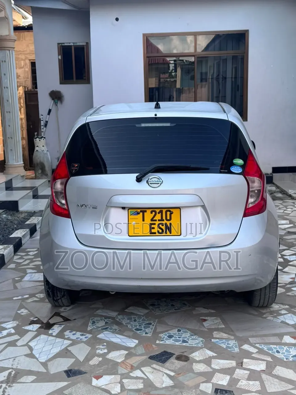 Nissan Note 2013 Silver