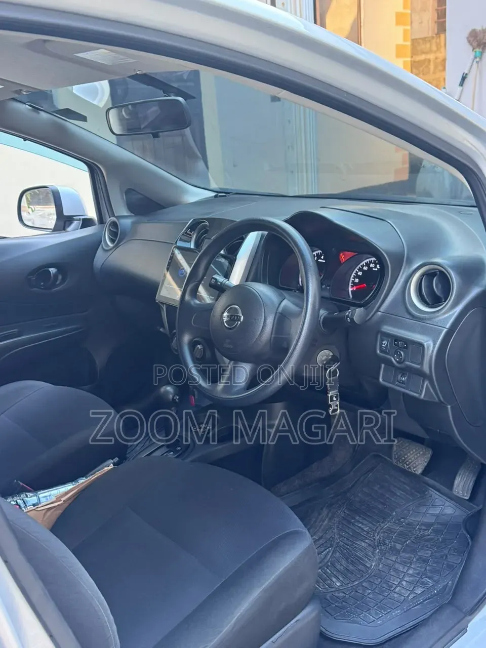 Nissan Note 2013 Silver