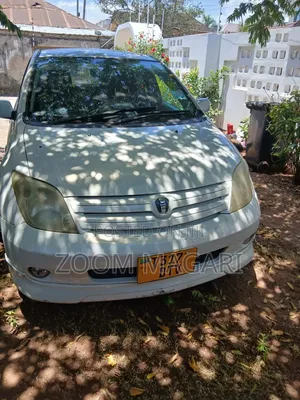 Toyota IST 2003 Pearl