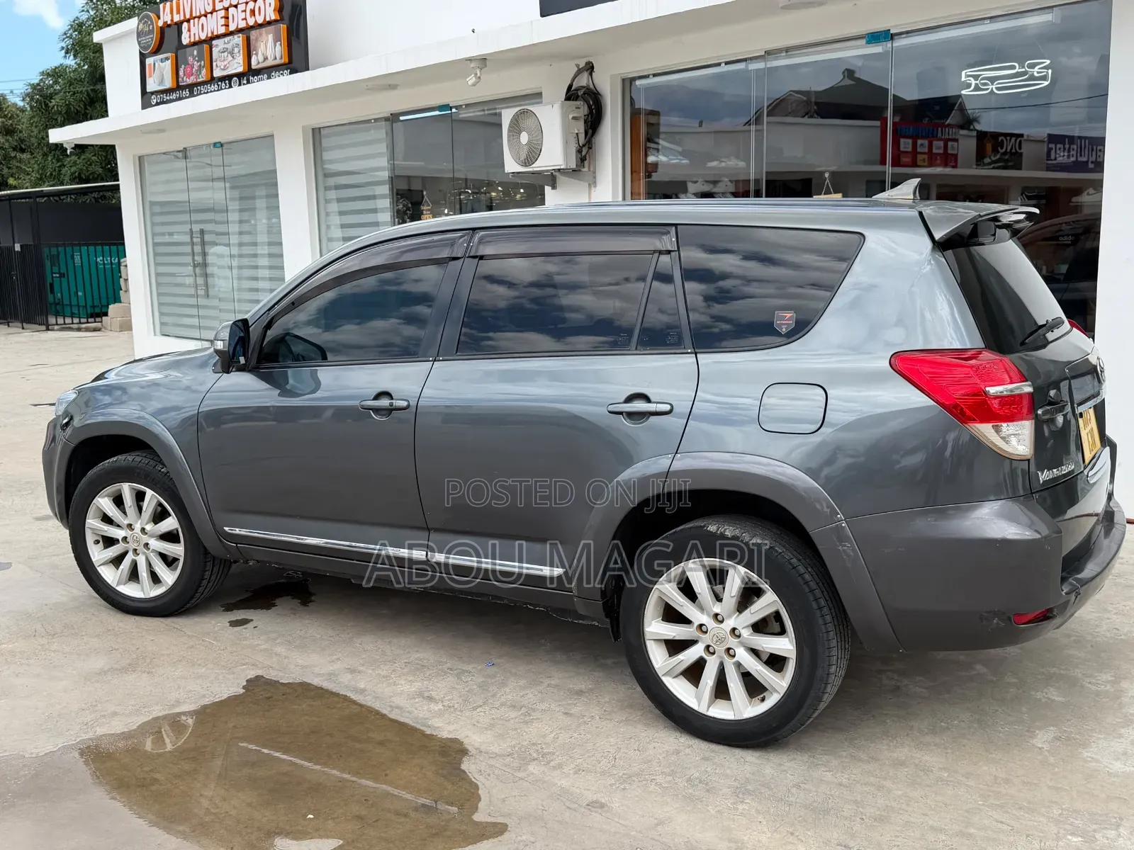 Toyota Vanguard 2009 Gray