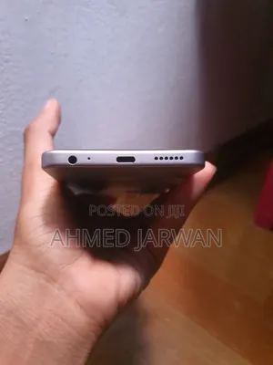 Itel City 100 128 GB Gray