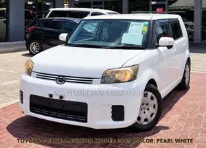 Toyota Corolla Rumion 2011 White