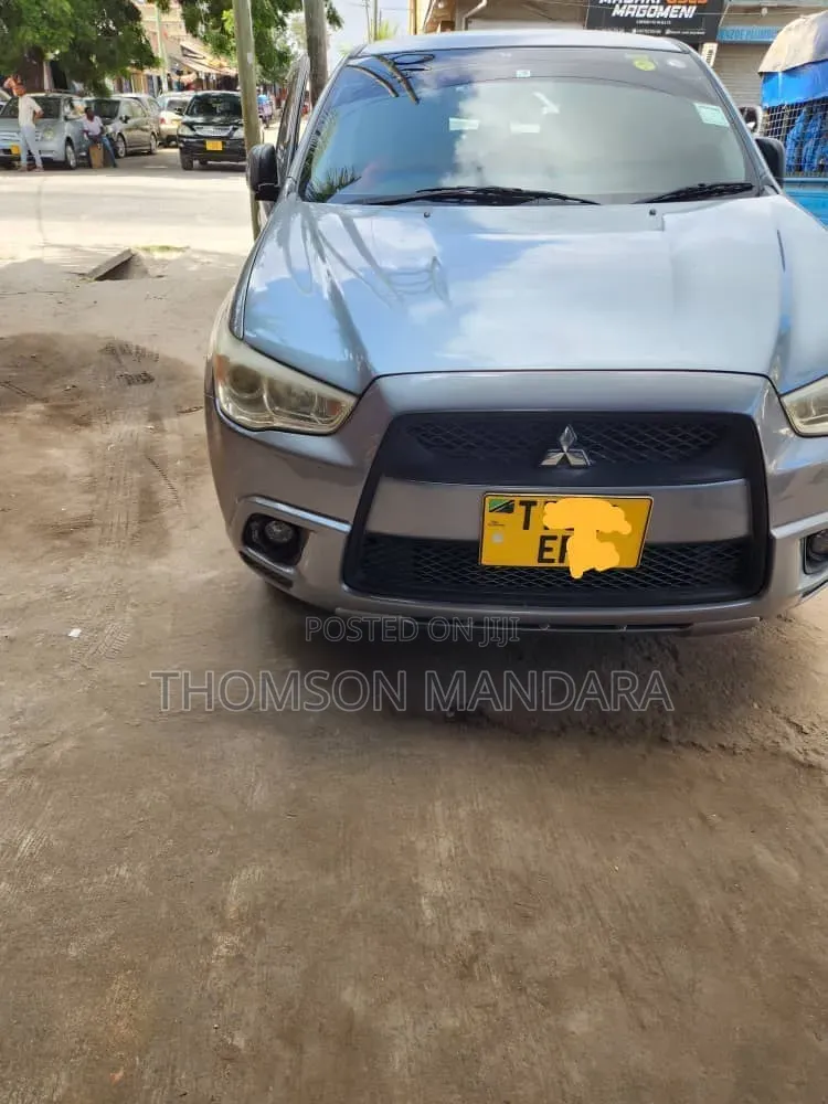 Mitsubishi RVR 2.0 2011 Gray