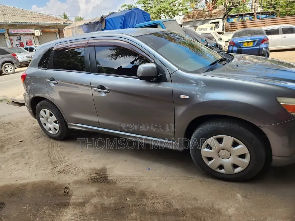 Mitsubishi RVR 2.0 2011 Gray