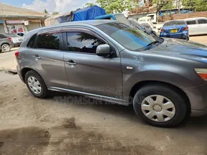 Mitsubishi RVR 2.0 2011 Gray