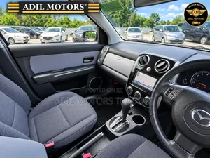 Mazda Verisa 2009 Silver