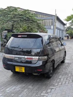 Toyota Gaia 2005 Black