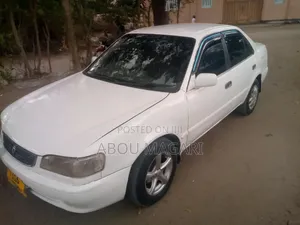 Toyota Corolla Station Wagon 1998 White