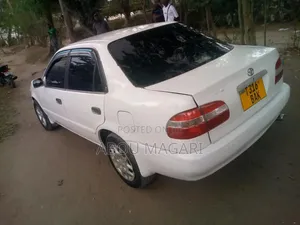 Toyota Corolla Station Wagon 1998 White