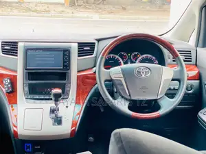 Toyota Vellfire 2010 Black