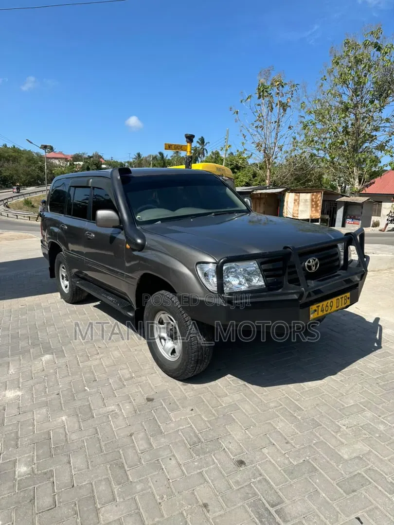 Toyota Land Cruiser 3.0 D Automatic 2003 Gray