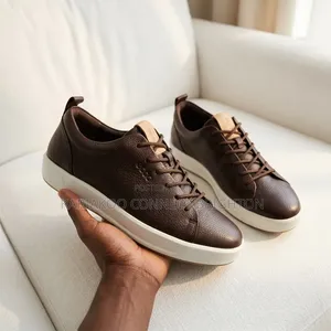 Men's Ecco Premium Black Grained Lace-Up Sneakers With White Sole