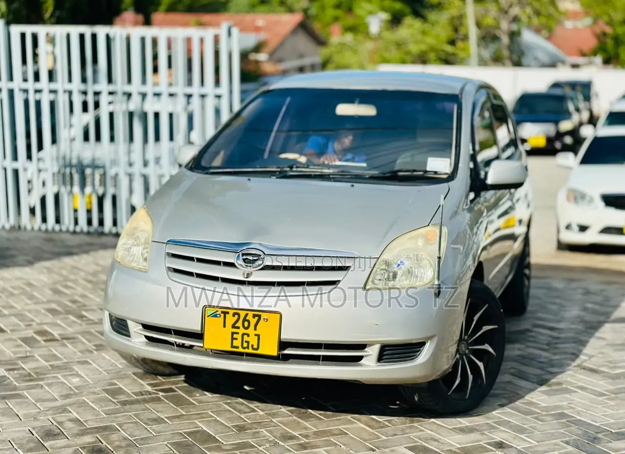 Toyota Corolla Spacio 2003 Silver