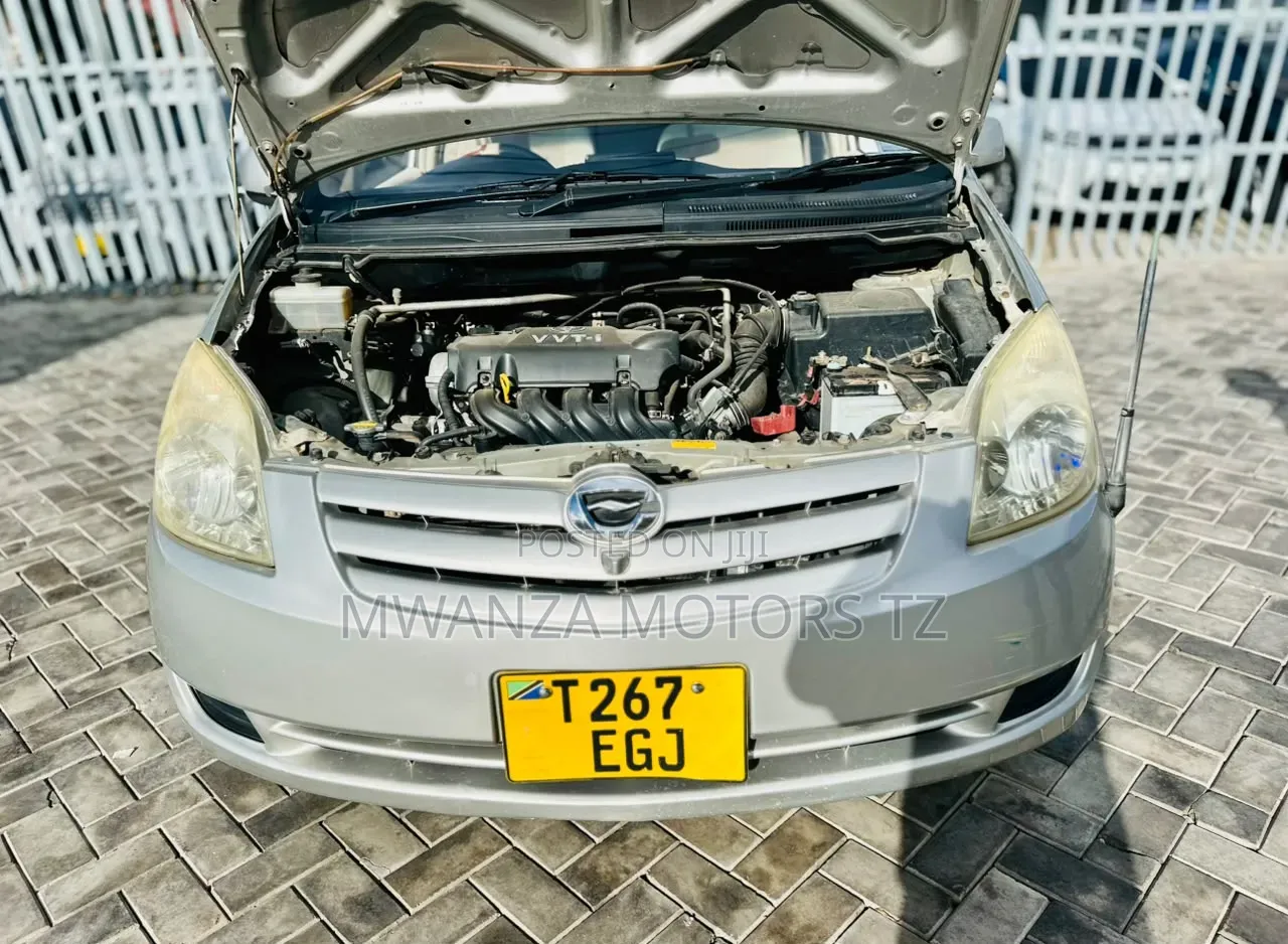 Toyota Corolla Spacio 2003 Silver