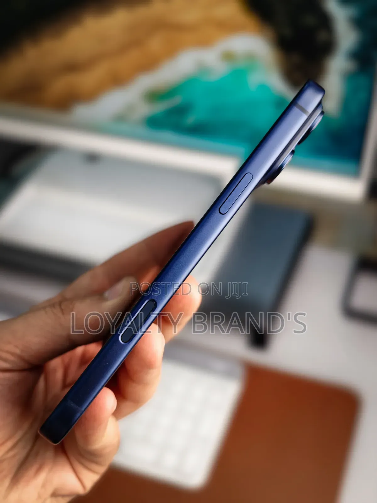 New Apple iPhone 17 Pro Max 256 GB Blue