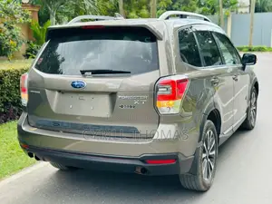 Subaru Forester 2016 Gray