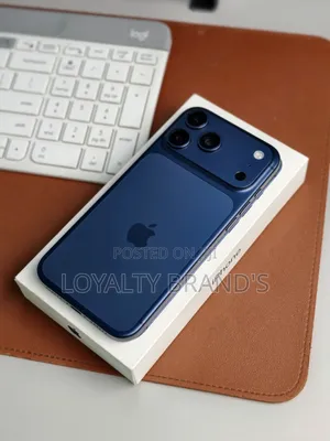 New Apple iPhone 17 Pro Max 256 GB Blue