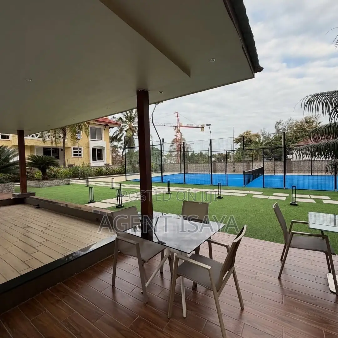 Furnished 2bdrm Apartment in Oyster Bay for rent