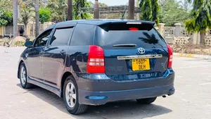 Toyota Wish 2006 Blue