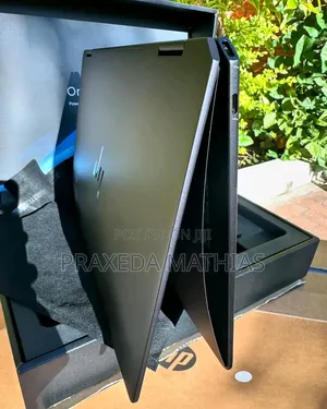 Laptop HP OmniBook Ultra Flip 14" 32GB Intel Core Ultra 9 SSD 1T