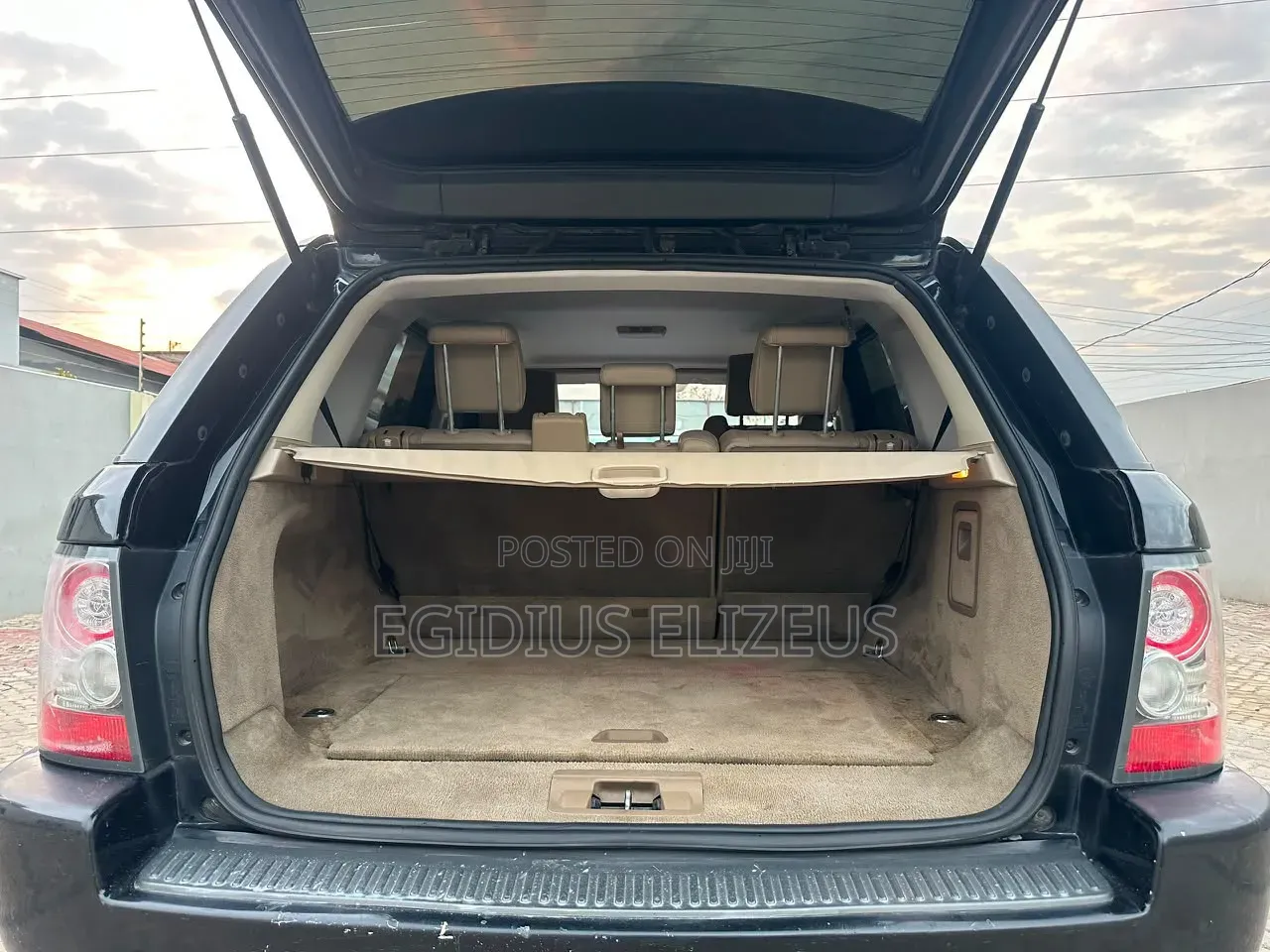 Land Rover Range Rover Sport 2011 Black