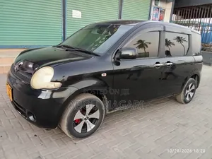 Toyota Sienta 1.5 AWD 2004 Black