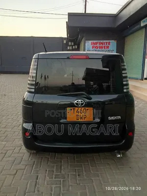 Toyota Sienta 1.5 AWD 2004 Black