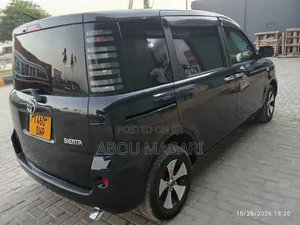 Toyota Sienta 1.5 AWD 2004 Black