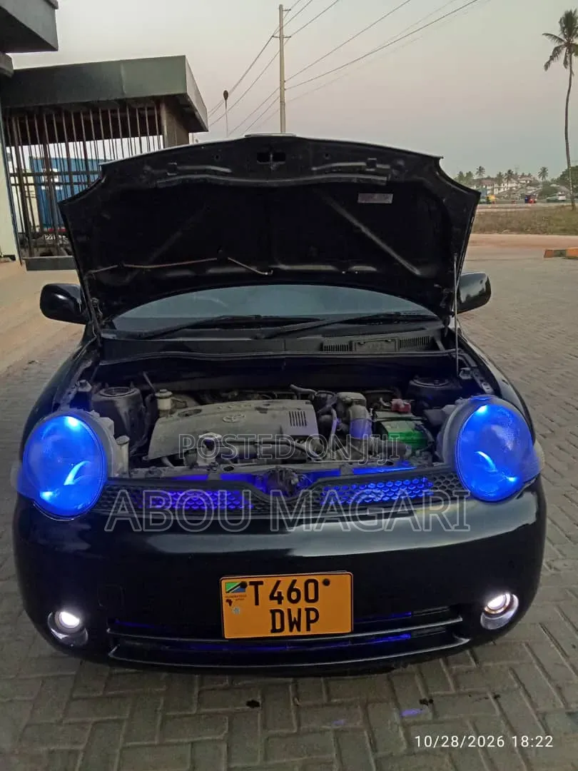 Toyota Sienta 1.5 AWD 2004 Black