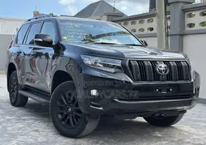 Toyota Land Cruiser Prado 2023 Black