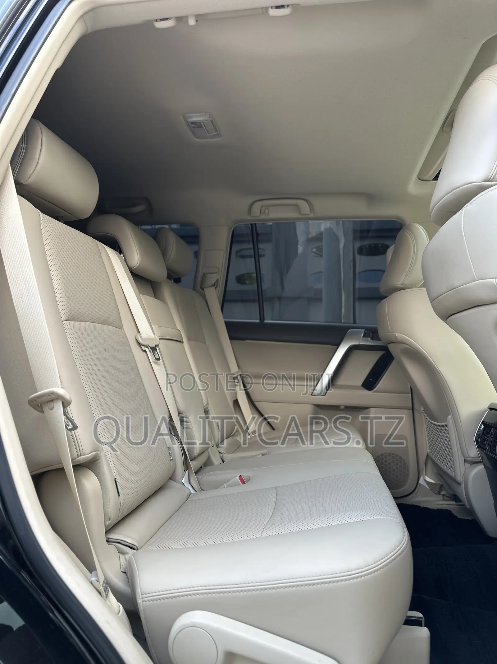 Toyota Land Cruiser Prado 2023 Black