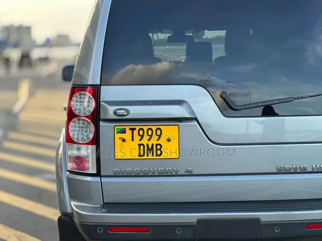 Land Rover Discovery 2013 Gray
