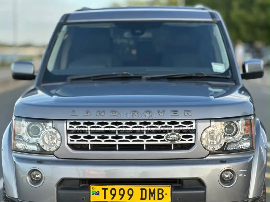 Land Rover Discovery 2013 Gray