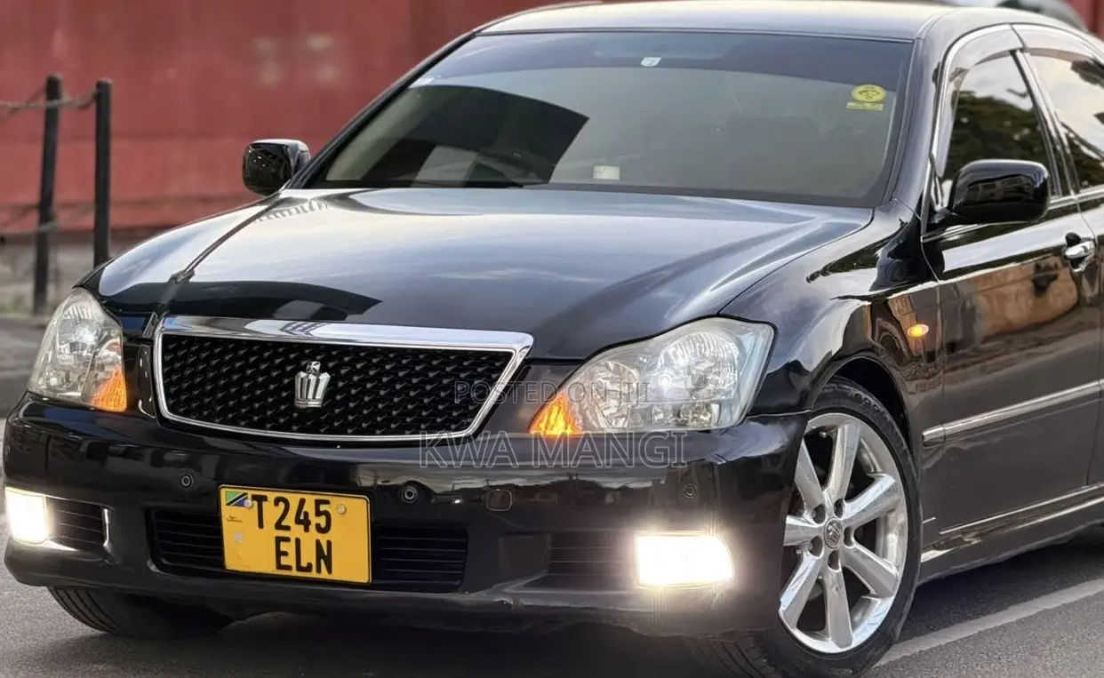 Toyota Crown 2007 Black