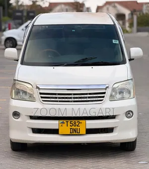 Toyota Noah 2006 White
