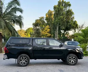 Toyota Hilux 2019 Black