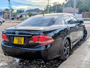 Toyota Crown 2009 Matt Black